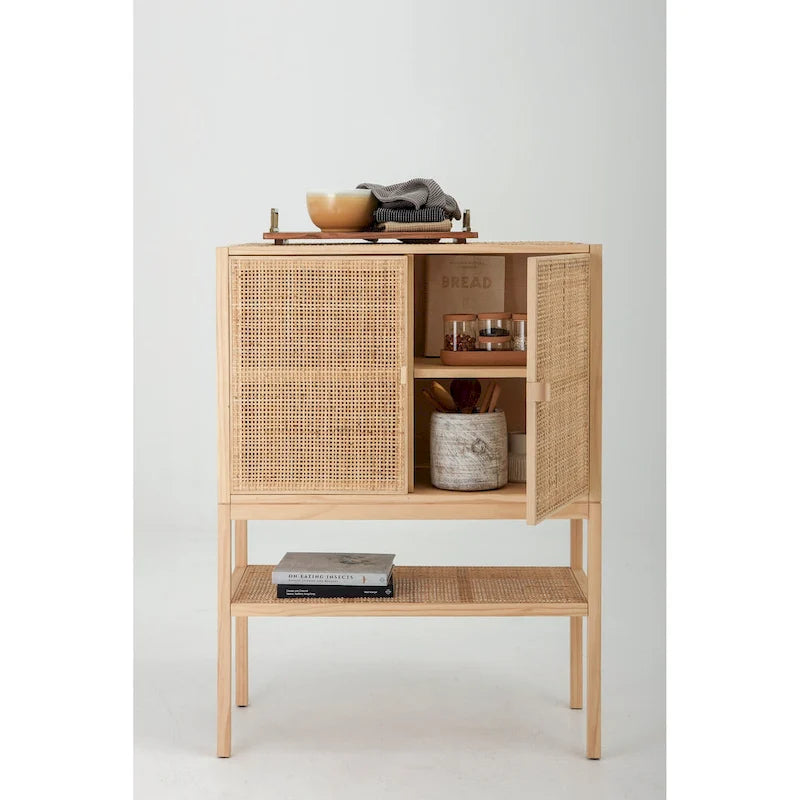 Meuble bas en rotin tressé et bois avec 2 portes