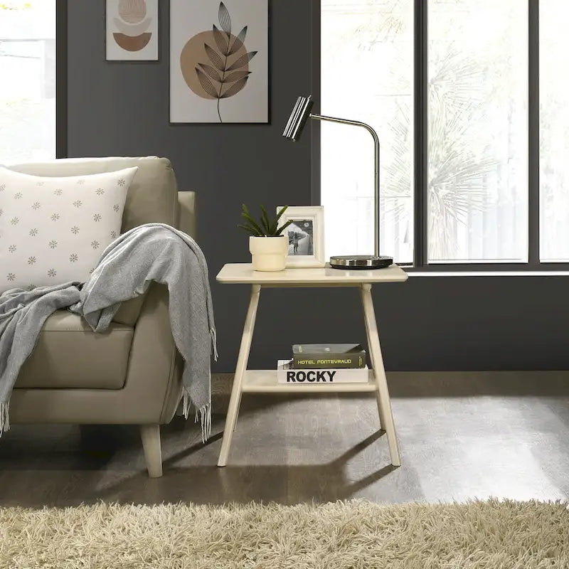 Table d'appoint en bois avec étagère, style moderne du milieu du siècle