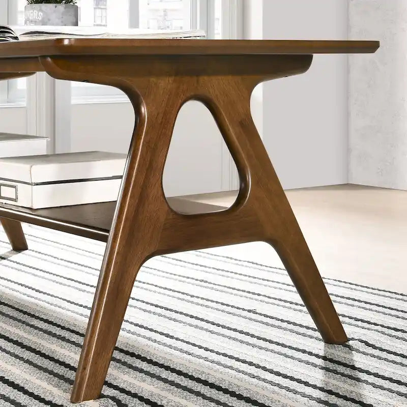Table d'appoint en bois avec étagère, style moderne du milieu du siècle