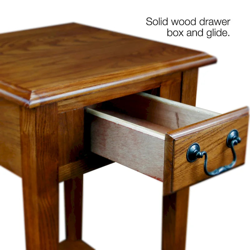 Table d'appoint carrée à un tiroir avec étagère